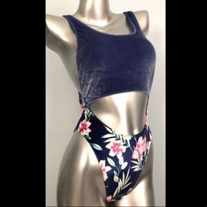 PINK Velvet & Floral One Piece, L (but can fit M)
